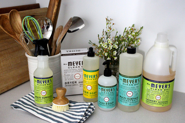 mrs-meyers-clean-day-giveaway