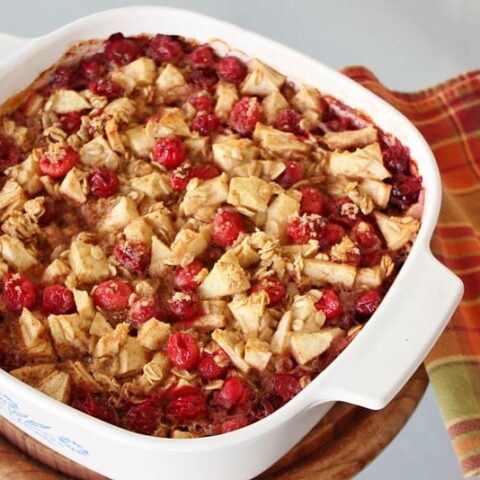 Cranberry Apple Cinnamon Baked Oatmeal