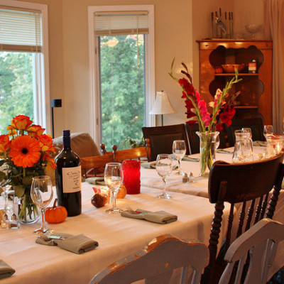 10 Tips to Organize Your Holiday Dinners for Less Stress and More Time with Family