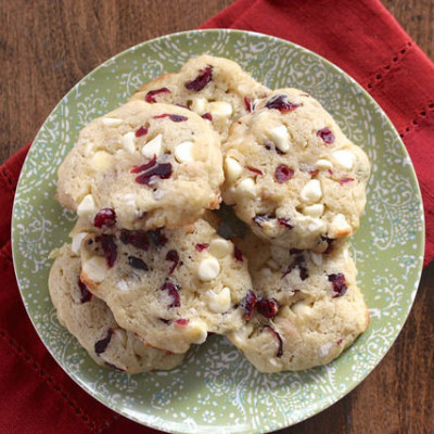 White Chocolate Cranberry Cookies with Truvía® Baking Blend (& a Holiday Baking Giveaway!)