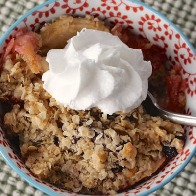 Vegan Apple Blackberry Crisp