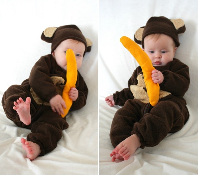 baby-monkey-costume-banana-toy