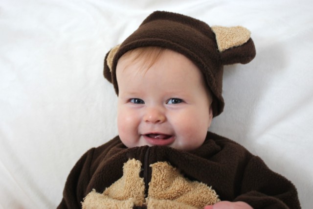 baby-monkey-costume-smile