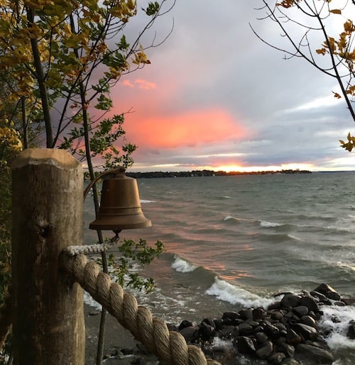 https://lifeatcloverhill.com/wp-content/uploads/2016/10/lake-view-thanksgiving.jpg