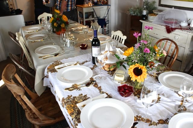 thanksgiving-table