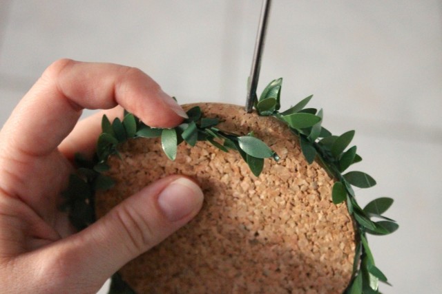 awl-cork-coaster-wire-garland