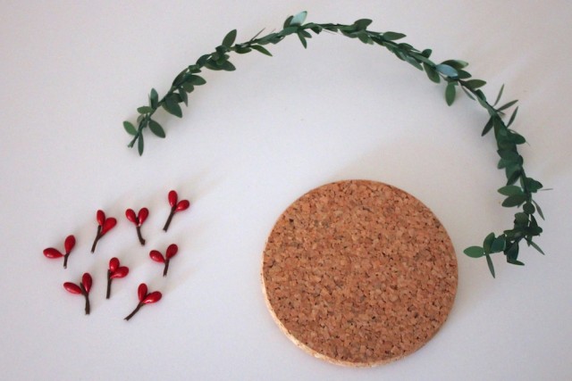 festive-holiday-coasters-materials-each