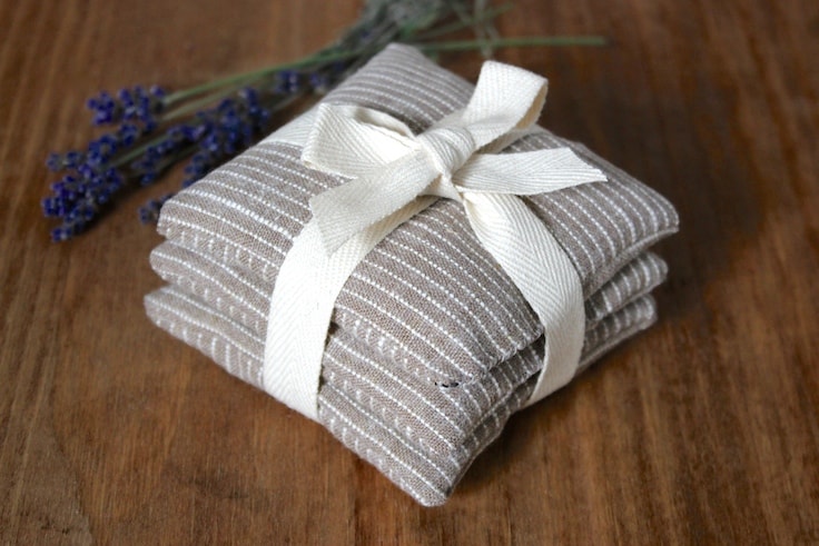 Bag of 25 Sachets Dried Lavender Flower Lavender Sachets for Drawers and Closets