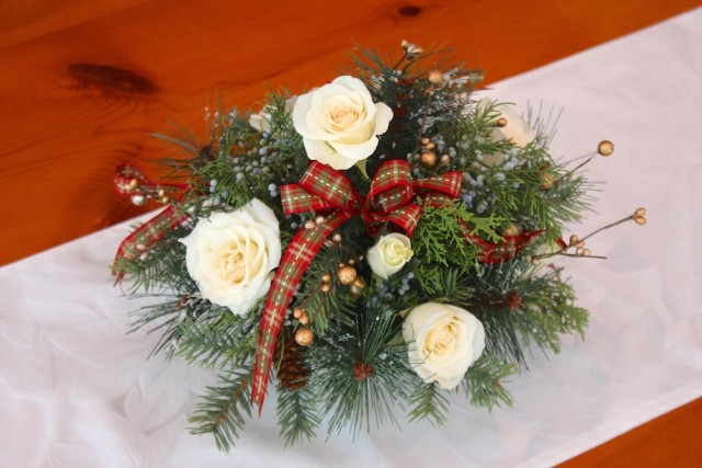 how-to-make-holiday-arrangement-faux-real-greenery-white-roses