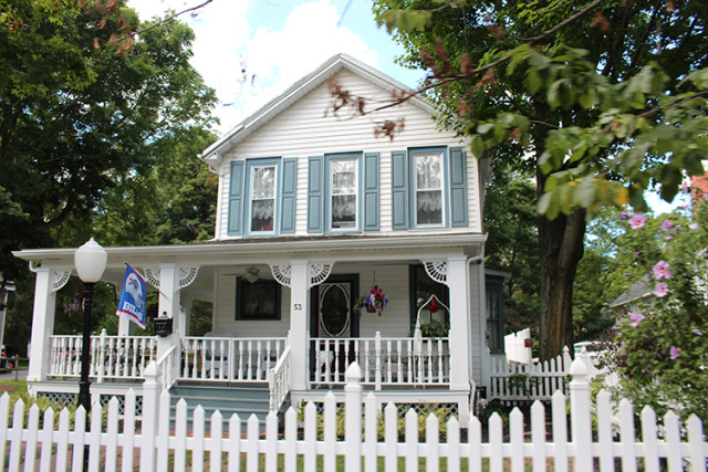 white-house-teal-shutters-east-aurora-NY