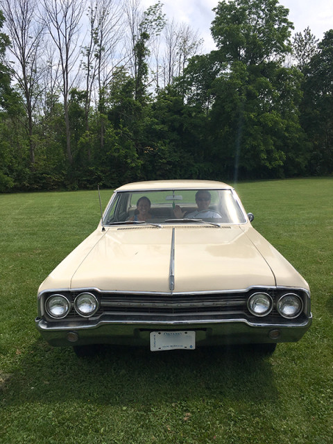 vintage-car-farmers-market