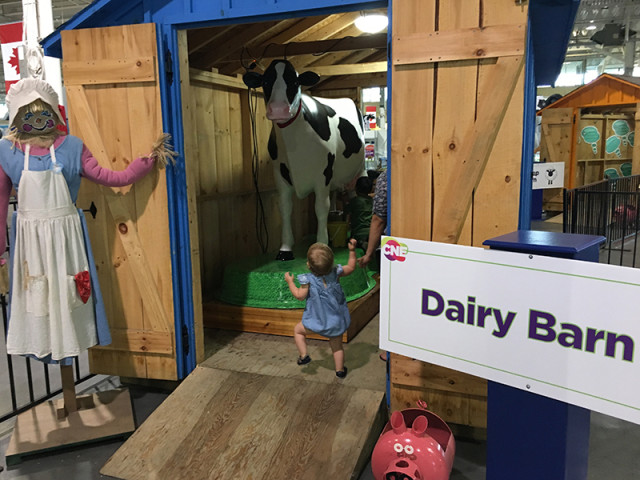 cne-kids-farm-dairy-barn