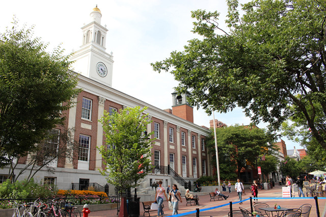 SRT17-burlington-vermont-city-hall