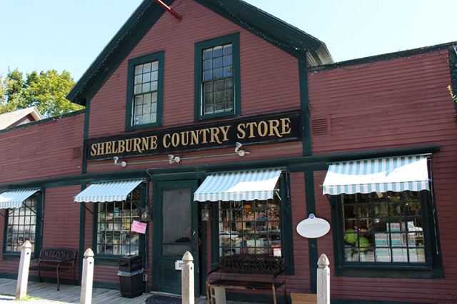 SRT17-shelburne-country-store-vermont