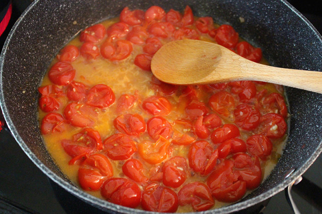 burst-cooked-cherry-tomatoes