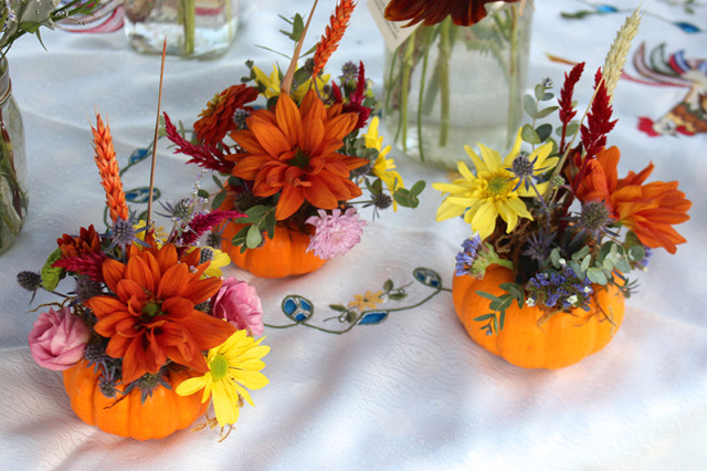 mini-pumpkin-arrangements