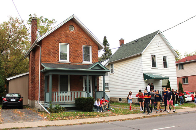 queens-university-house