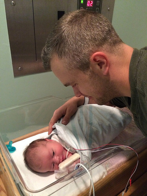 daddy-baby-nicu