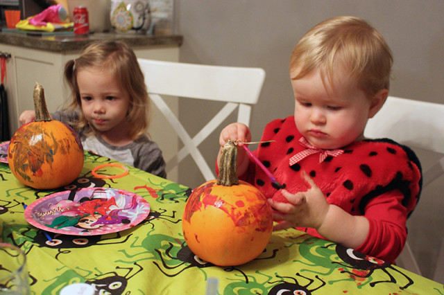 painting-pumpkin-party