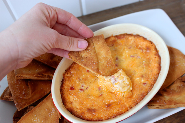 hot-pimento-cheese-dip-with-chips