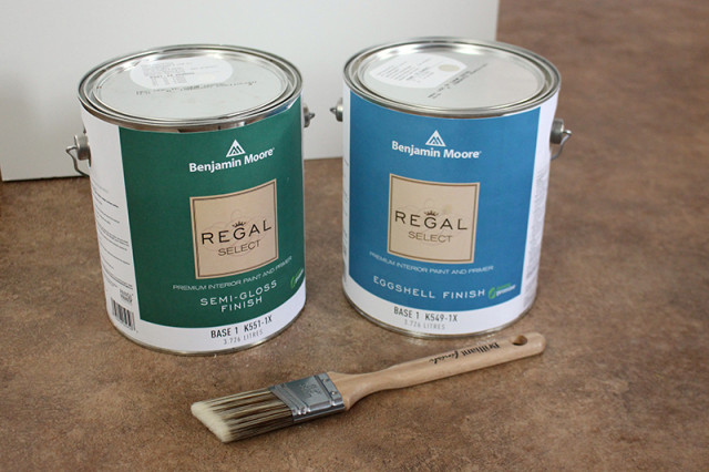 one-room-challenge-benjamin-moore-paint-cans-regal-select