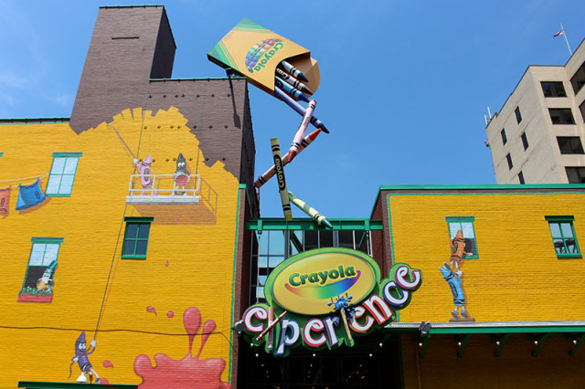 crayola-experience-entrance-easton-pa