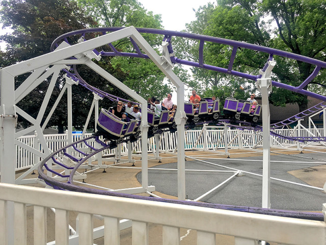 dutch-wonderland-pennsylvania-rollercoaster