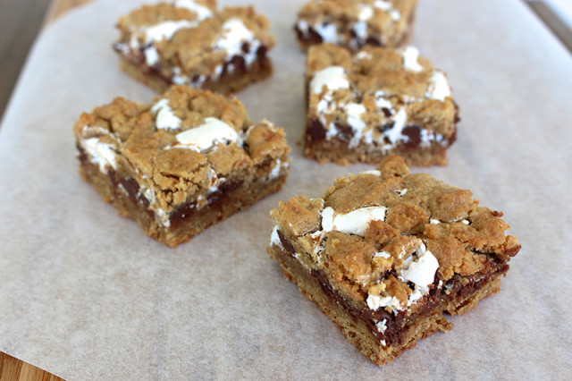 smore-cookie-bars1