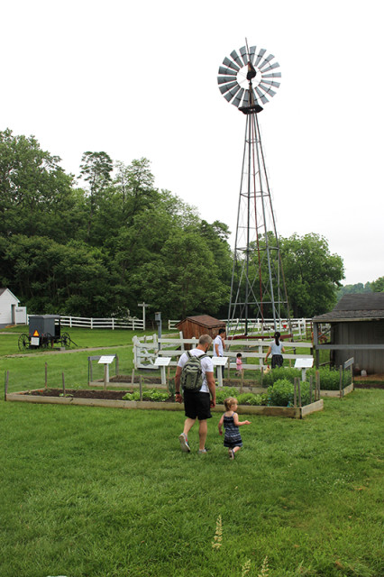 the-amish-village-lancaster-3