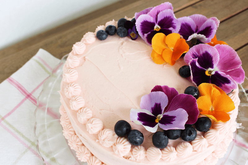 edible flowers for cake decorating To Bake Your Fantasy 