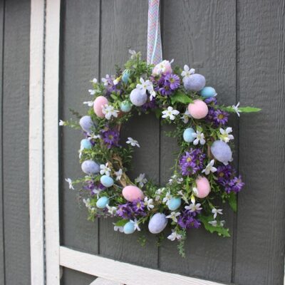 DIY Easter Egg Wreath to Welcome Spring {Video}