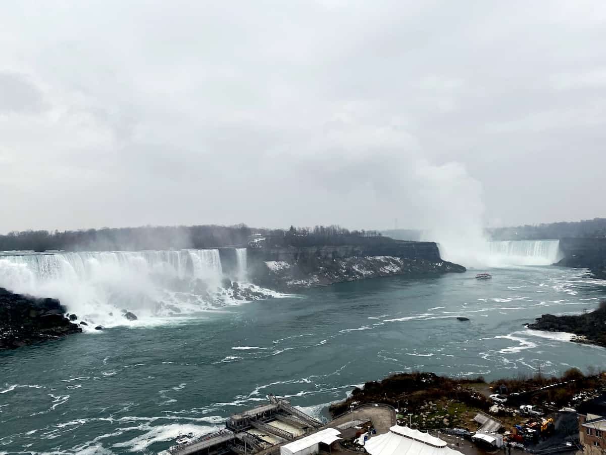 niagara falls winter