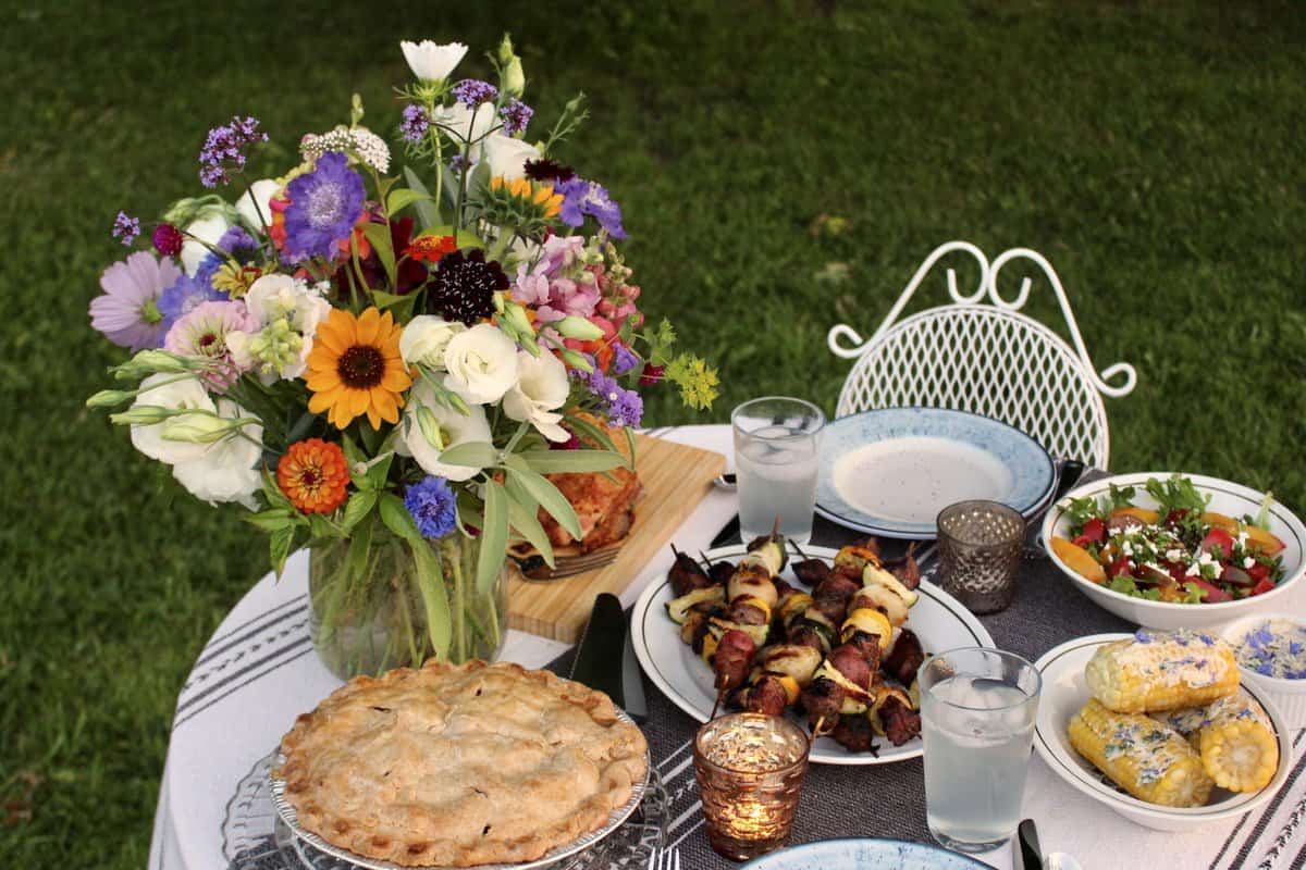 cloverhill-flowers-summer-dinner