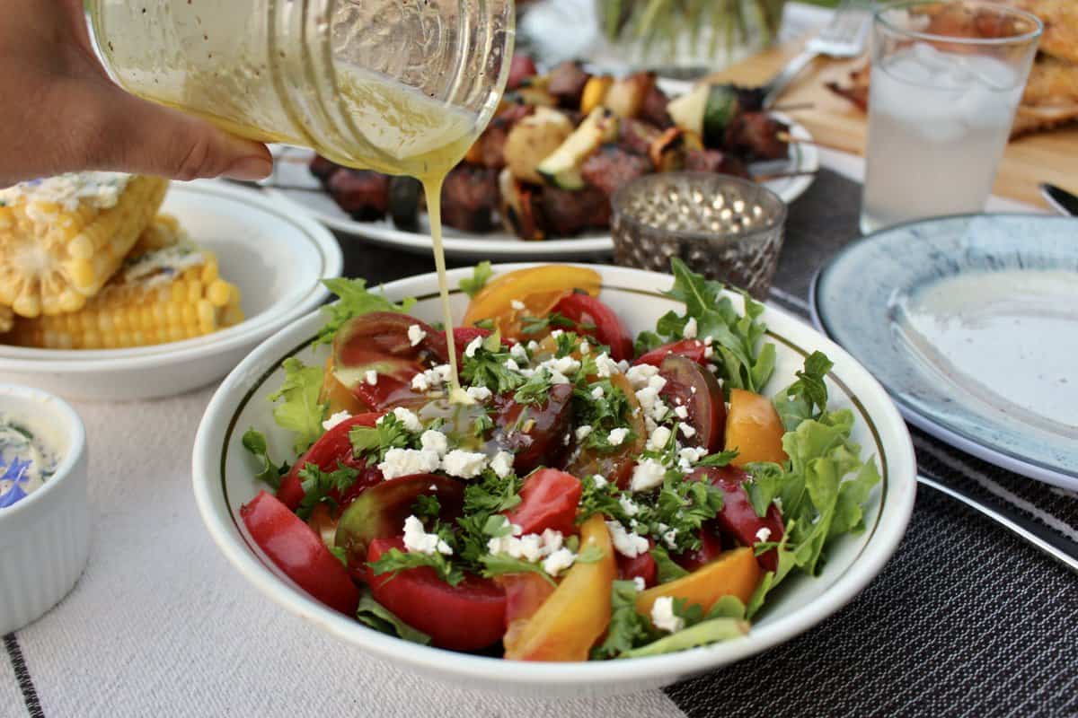 heirloom-tomato-summer-salad-honey-dressing