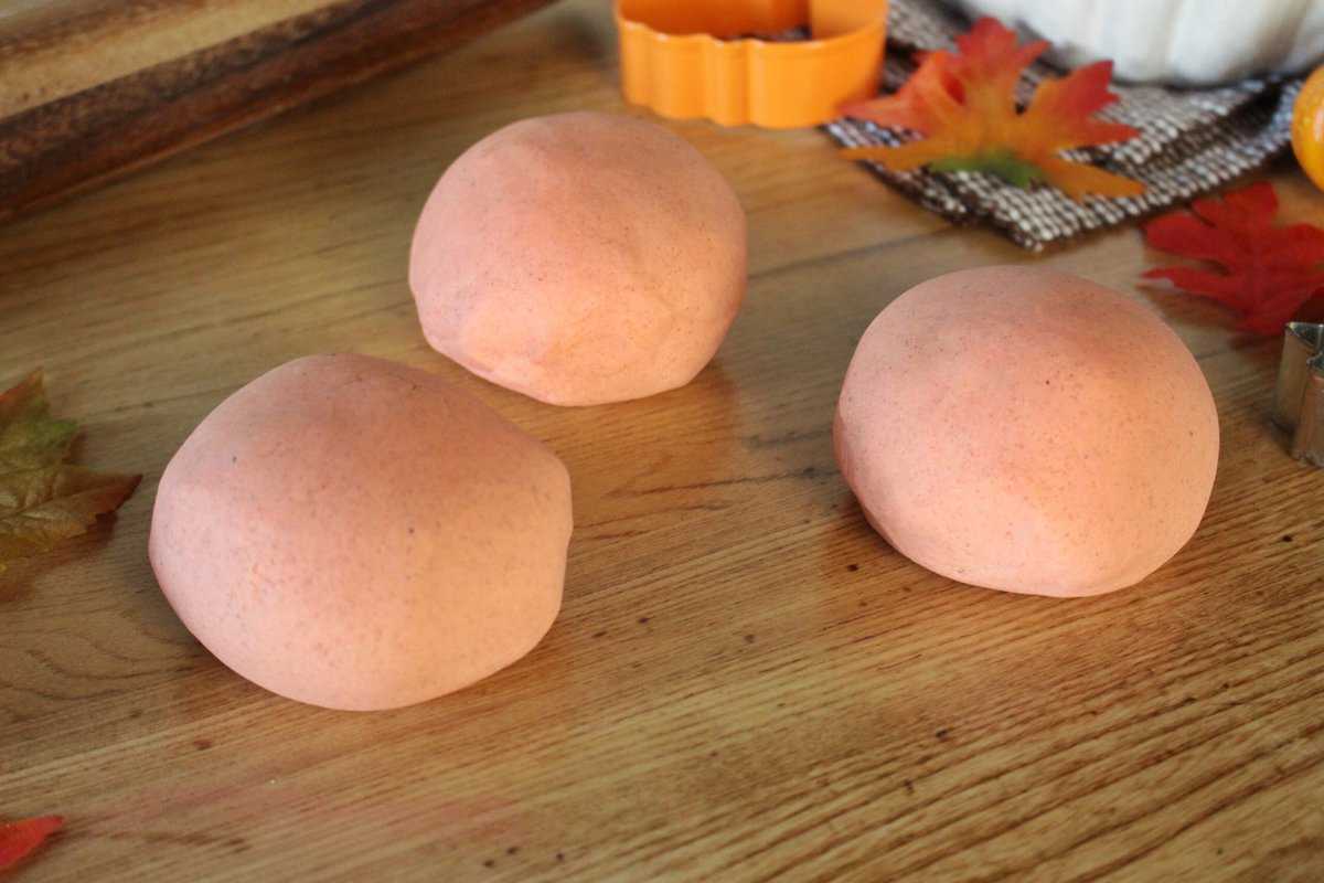 pumpkin spice playdough